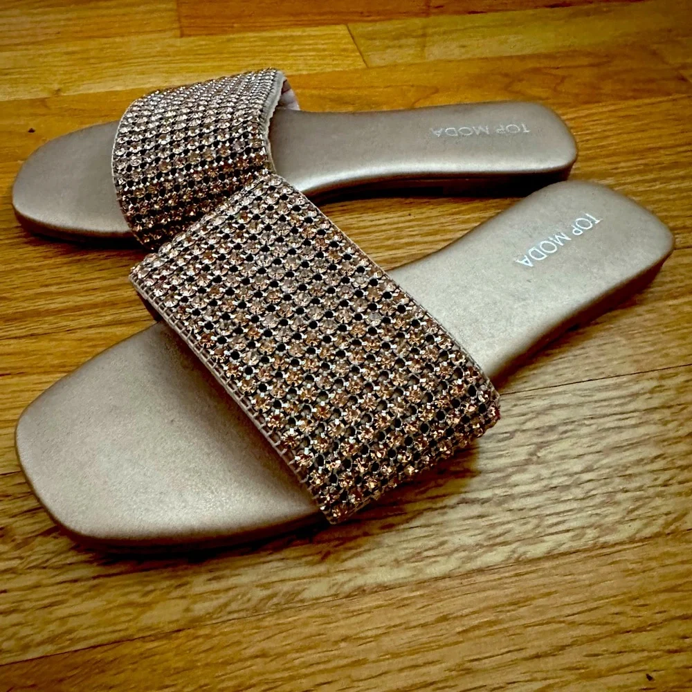 Top Moda Slide - Picture 1 of 2